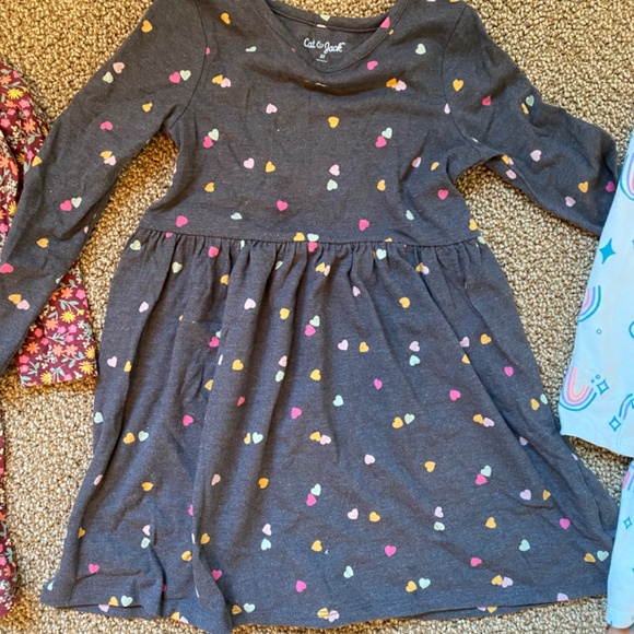 Multiple Girl Dresses - Picture 2 of 9